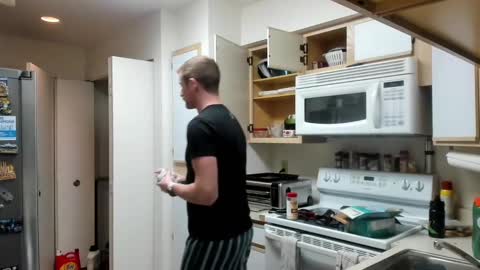 Snapshot of liam_1985 chatting on 01.26.25 Liam online show from 01.26.25