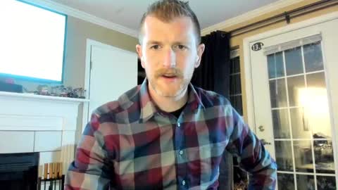 Snapshot of liam_1985 chatting on 02.13.25 Liam online show from 02.13.25