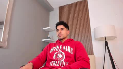 Liam Collins online show from 02.12.25