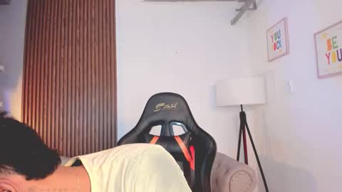 Liam Collins online show from 10.16.25