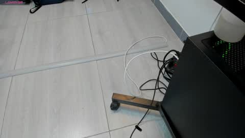 LIAM KLEIN online show from 01.13.25