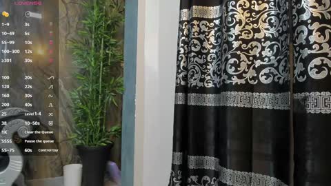 LIAM KLEIN online show from 01.18.25