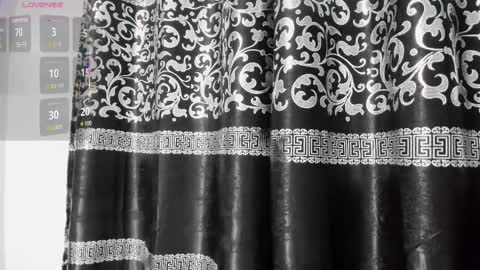 LIAM KLEIN online show from 03.04.25