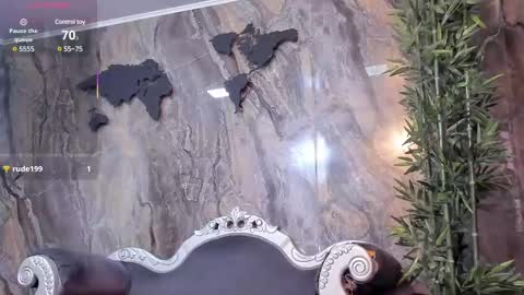 LIAM KLEIN online show from 03.04.25