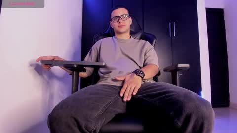 Liam online show from 03.21.26