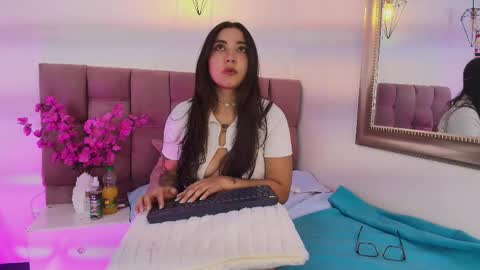 liam_rochi online show from 05.04.26