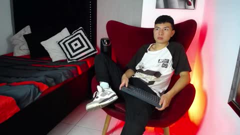 Liam  online show from 02.20.26