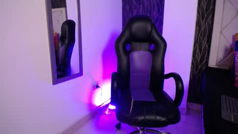 Liam  online show from 02.25.26