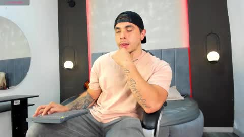 Liam online show from 09.24.25