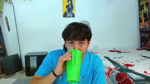 Snapshot of liam_xul chatting on 09.30.25 liamxul online show from 09.30.25