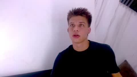 liam_york online show from 02.26.26