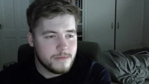 Snapshot of liamfoxx chatting on 10.09.25 Liam Fox online show from 10.09.25