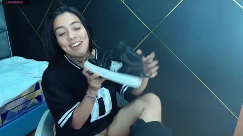 L I A M O N R O E online show from 11.11.25