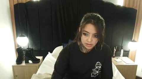 L I A M O N R O E online show from 03.15.26