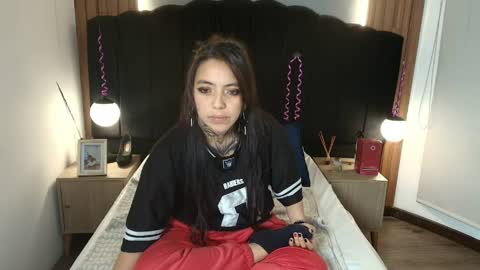 L I A M O N R O E online show from 04.05.26