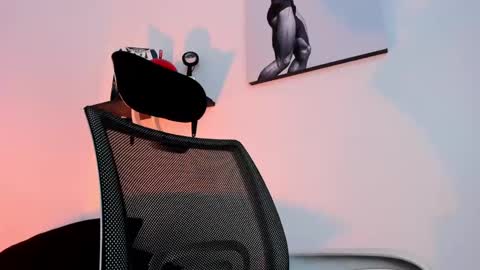 liam online show from 03.04.25