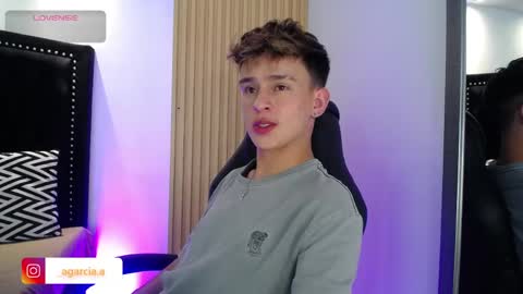 liam online show from 04.16.26