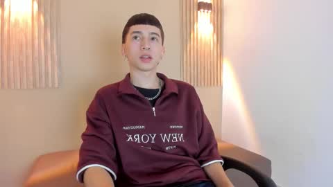 lian_cameron online show from 02.06.26