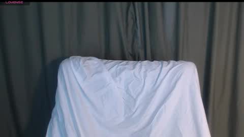 lian_eathan online show from 11.08.25