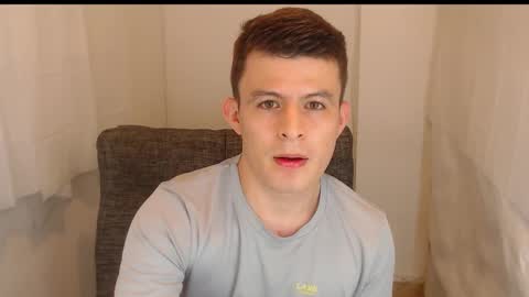 lian_eathan online show from 12.15.25