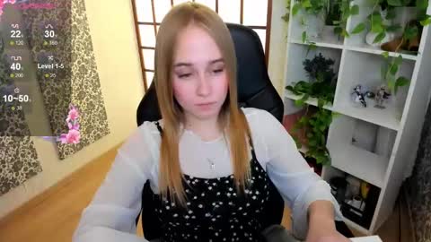 Liana online show from 02.06.25