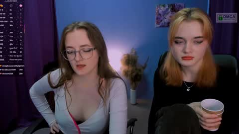 Snapshot of liana_kisses chatting on 01.21.25 Little Liana online show from 01.21.25