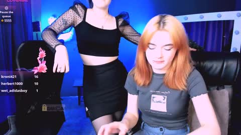 Snapshot of liana_kisses chatting on 01.26.25 Little Liana online show from 01.26.25