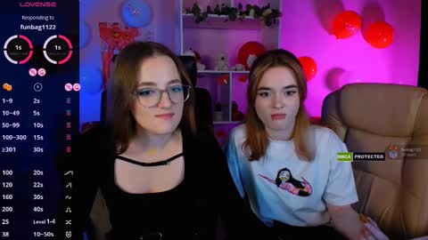 Snapshot of liana_kisses chatting on 02.14.25 Little Liana online show from 02.14.25