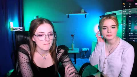 Snapshot of liana_kisses chatting on 03.04.25 Little Liana online show from 03.04.25