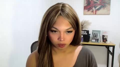 Snapshot of lianna_fox69 chatting on 05.05.26 CALL ME LIANNA online show from 05.05.26