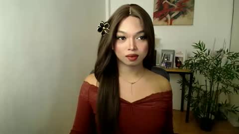Snapshot of lianna_fox69 chatting on 05.23.26 CALL ME LIANNA online show from 05.23.26