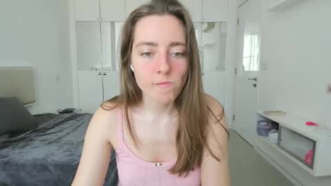 Snapshot of liasashax chatting on 01.12.26 Sasha online show from 01.12.26