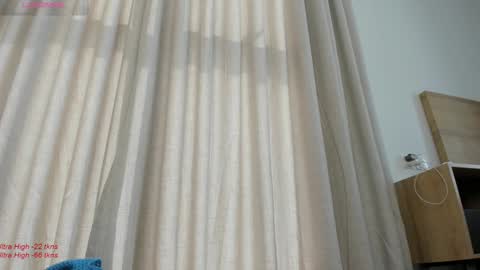 Snapshot of liavee chatting on 01.31.25 Lia online show from 01.31.25