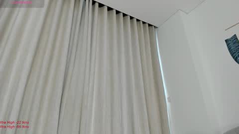 Snapshot of liavee chatting on 02.19.25 Lia online show from 02.19.25