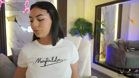 Snapshot of liawheeler chatting on 12.05.25 liawheeler online show from 12.05.25