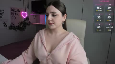 Lia online show from 10.04.25