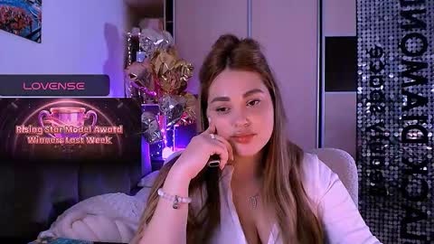 libra_mia online show from 11.24.25