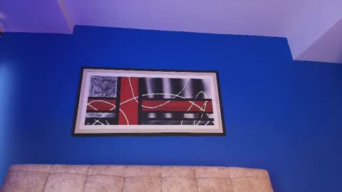 Valentina Hall online show from 10.08.25