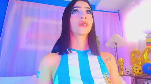 Snapshot of liccy_hall chatting on 06.22.26 Valentina Hall online show from 06.22.26