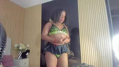 licyevans1 online show from 06.20.26