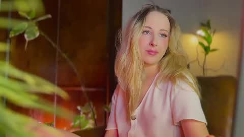 its my birthday today so im offline  but id be so happy if you felt like sending me a birthday love while im away  online show from 02.11.26