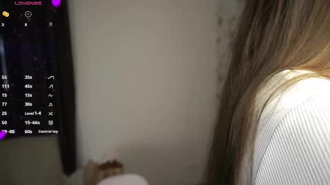 Snapshot of liersery chatting on 10.06.25 Georgina online show from 10.06.25