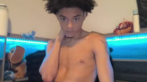lightskinwithgirth online show from 05.11.26