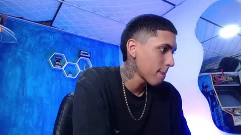 Snapshot of liiaam_lee_ chatting on 12.23.24 Daniel online show from 12.23.24