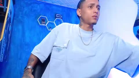 Snapshot of liiaam_lee_ chatting on 02.25.25 Daniel online show from 02.25.25