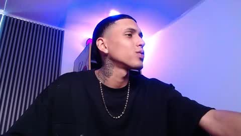 Snapshot of liiaam_lee_ chatting on 03.07.25 Daniel online show from 03.07.25