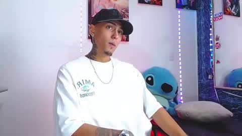 Snapshot of liiaam_lee_ chatting on 11.01.25 Daniel online show from 11.01.25