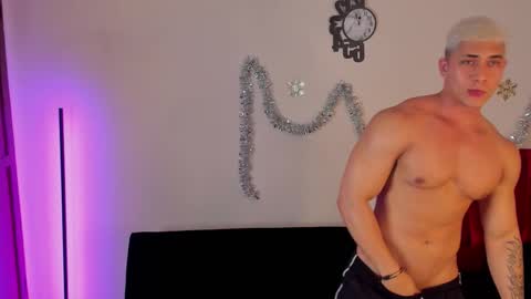 Snapshot of liiam_jesus chatting on 11.13.25 liiam_jesus online show from 11.13.25