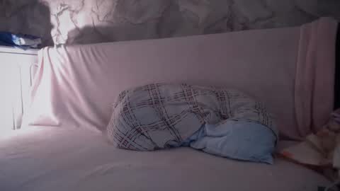 liissa207673 online show from 10.25.25