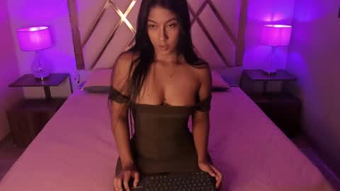 LiizJones online show from 05.16.26